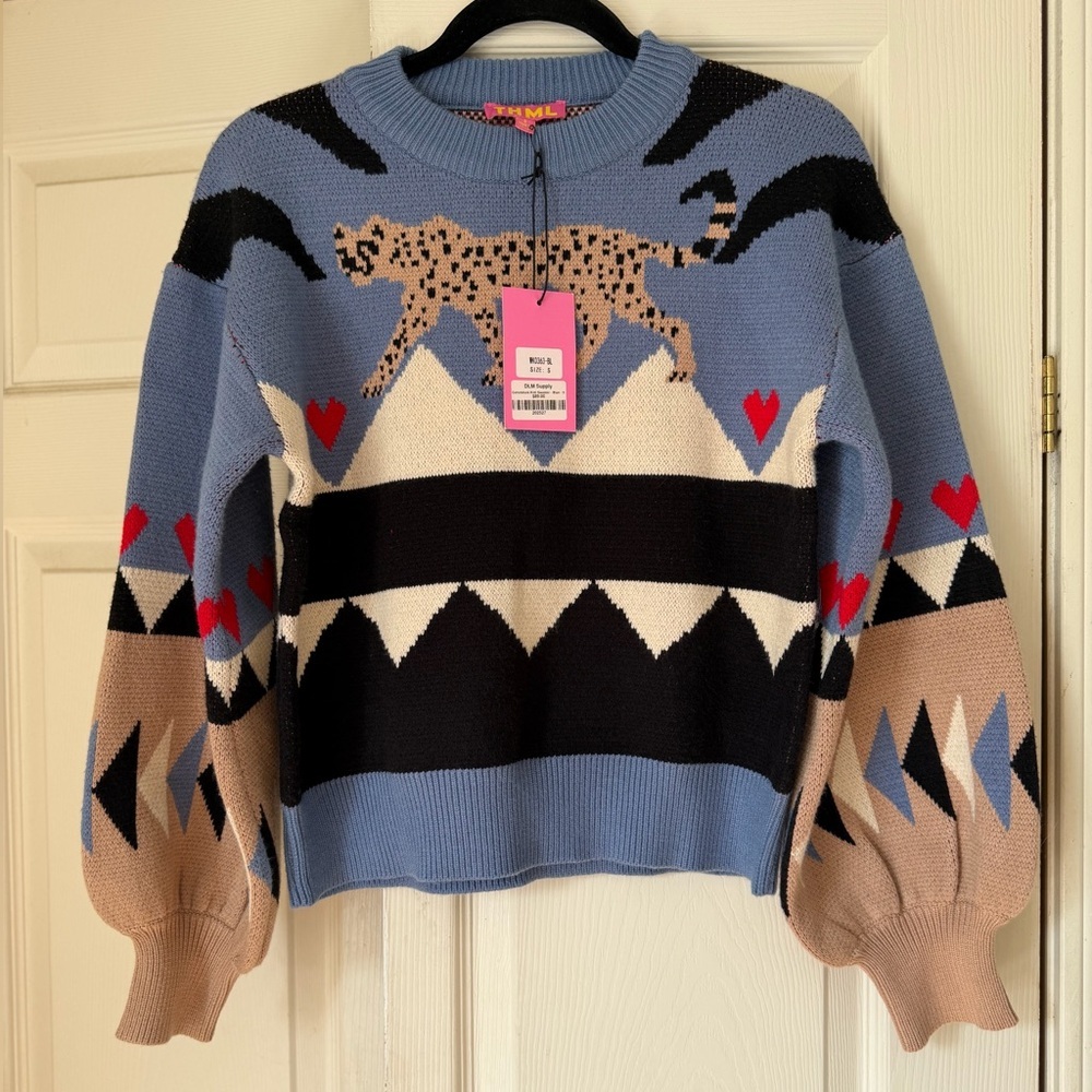 NWT THML Blue and Black Graphic Sweater